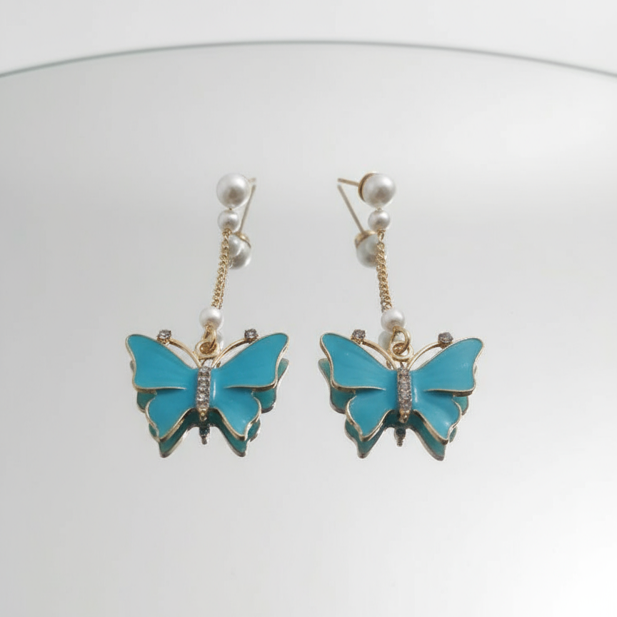 Butterfly Pearl Dangle Earring