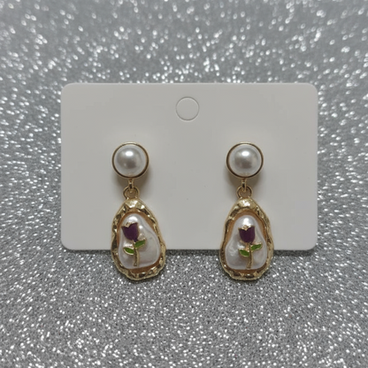 Flower Embedd Pearl And Gold Drop Earring