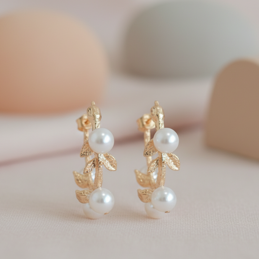 Gold Leaf and Pearl Earring
